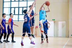 Here we go！罗马诺：曼城已召回20岁中卫阿莱恩