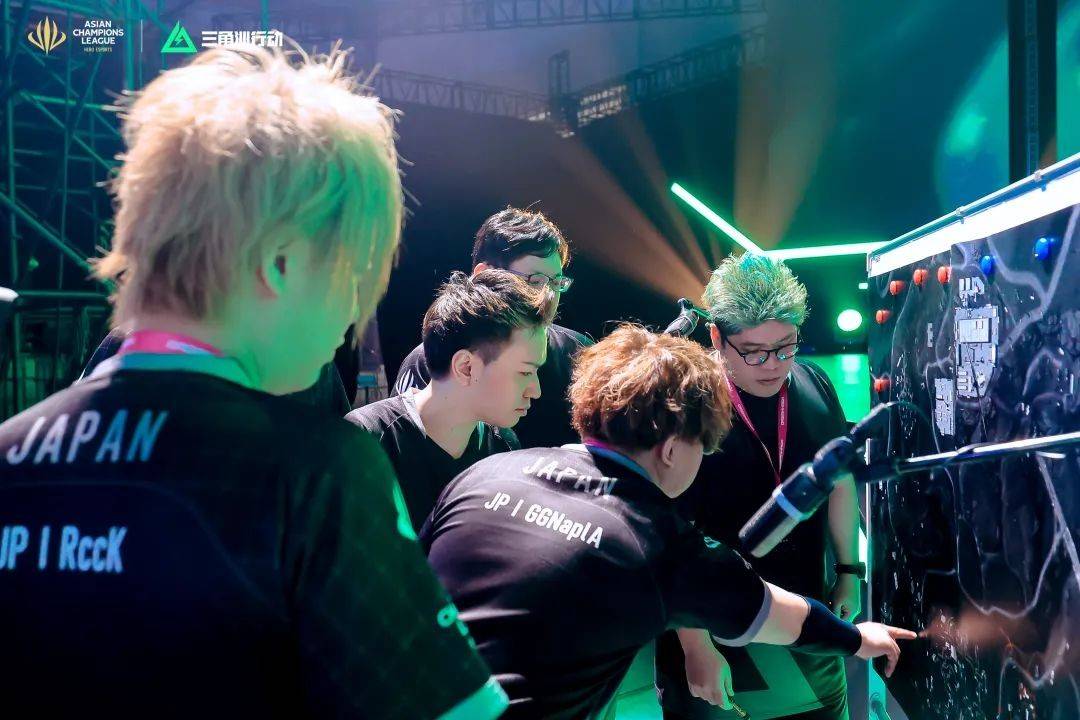 他迅速成为 他迅速成为